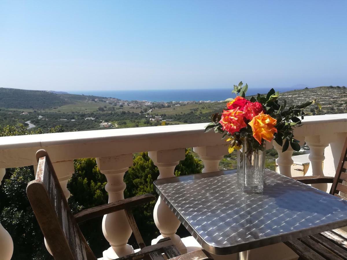 Odisseas Apartment Kalamaki  Esterno foto